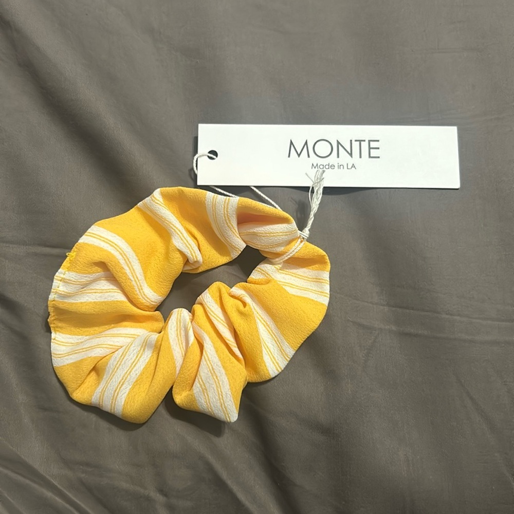 NWT Free People Monte Hair Scrunchie
